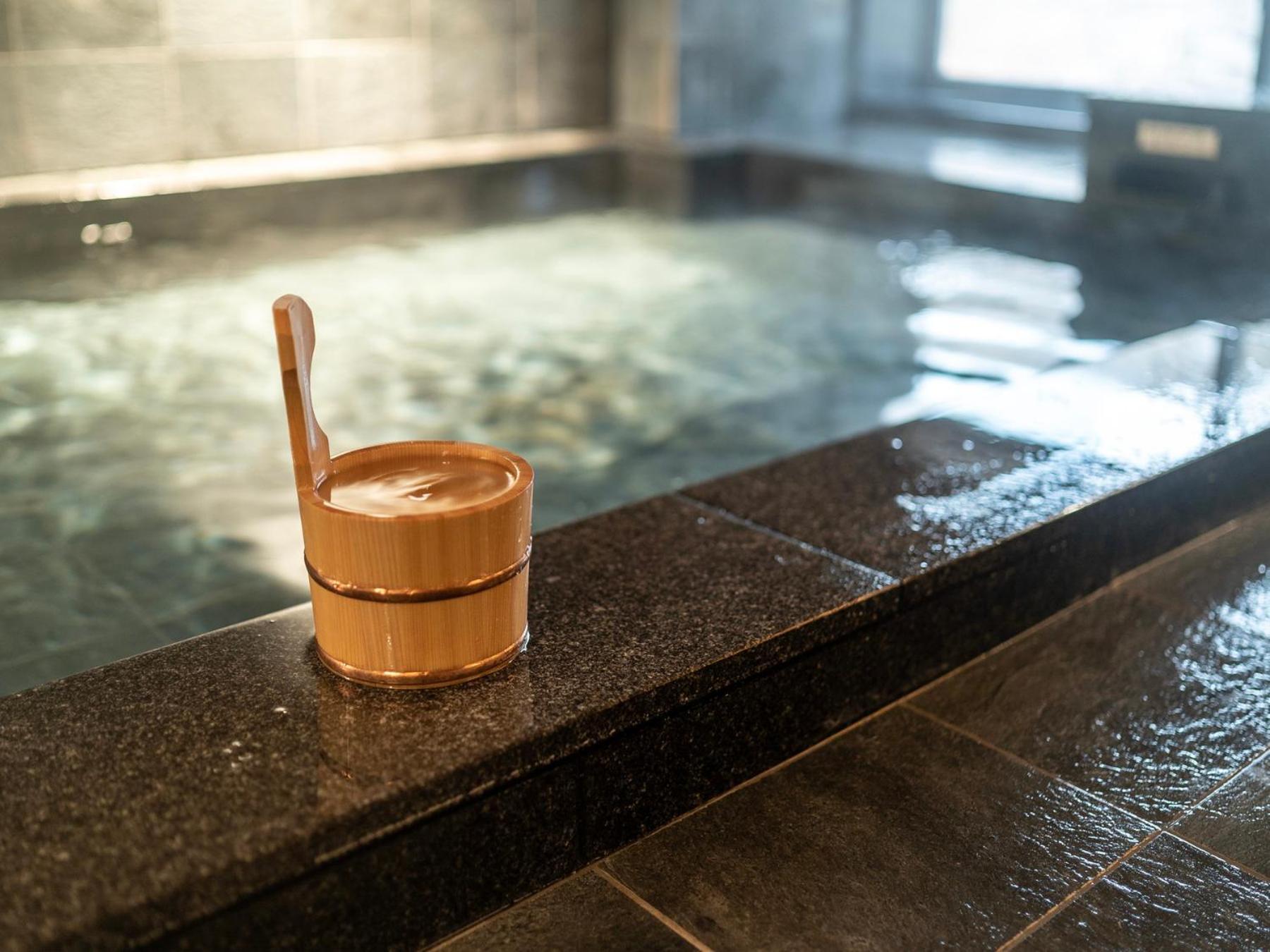 Super Hotel Kumamoto Ekimae Natural Hot Springs ภายนอก รูปภาพ