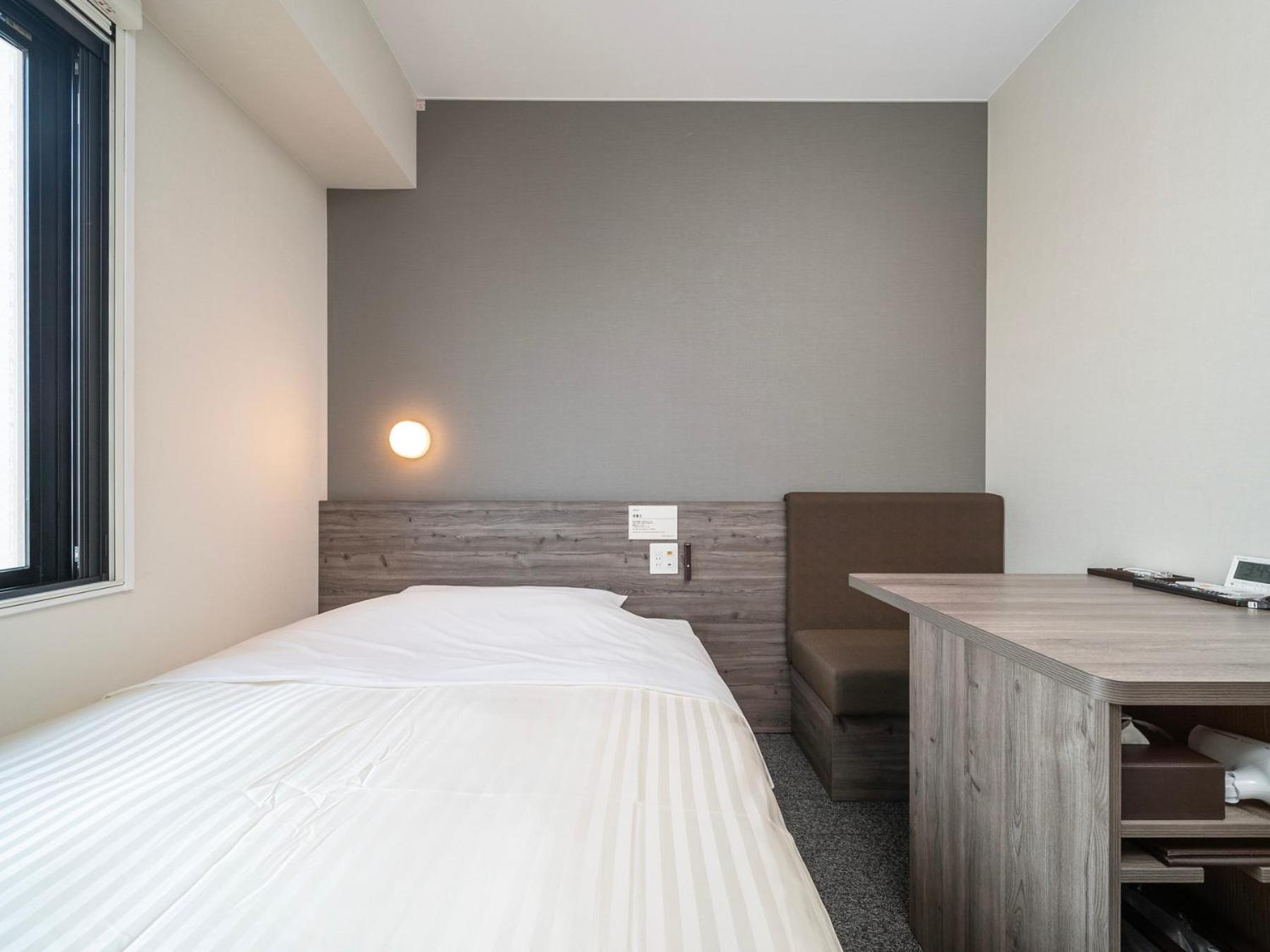 Super Hotel Kumamoto Ekimae Natural Hot Springs ภายนอก รูปภาพ