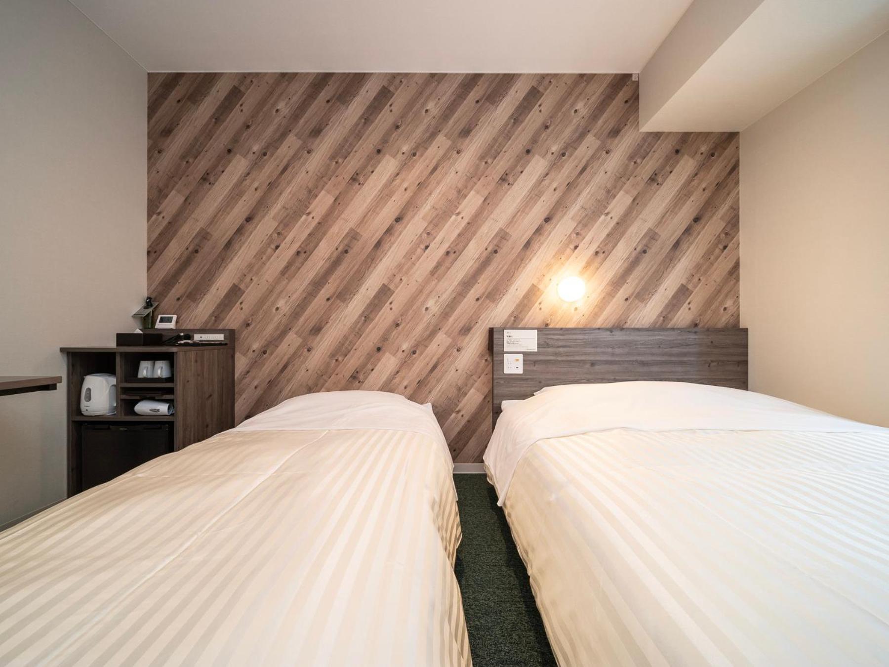 Super Hotel Kumamoto Ekimae Natural Hot Springs ภายนอก รูปภาพ
